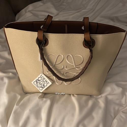 شنطة LOEWE