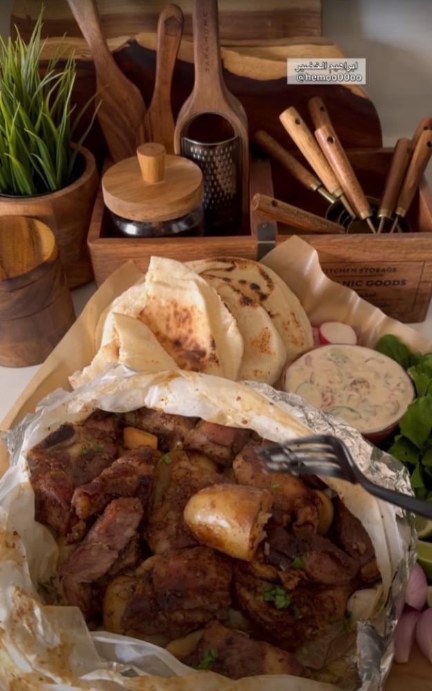 لحم مشوي بالقصدير