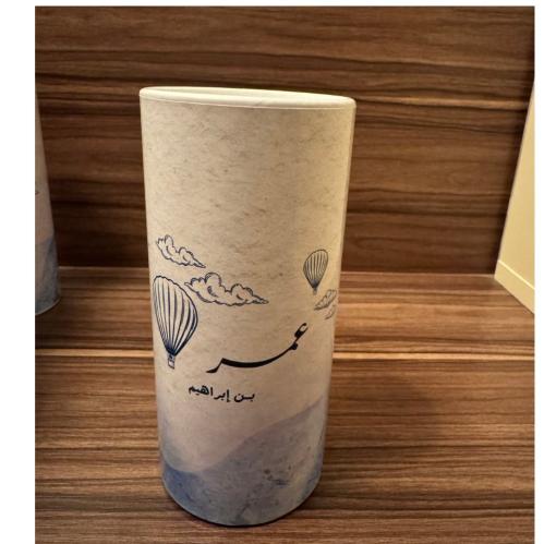 مناديل اسطوانية معبأة مع الثيم