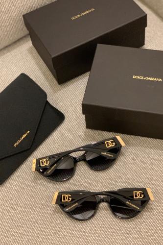 ️ اسود Dolce & Gabbana