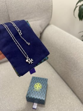 Tory Burch سلسال