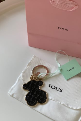 Tous