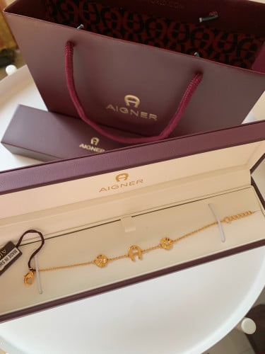 AIGNER اسوارة