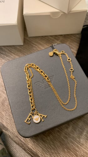 سلسال Emporio Armani