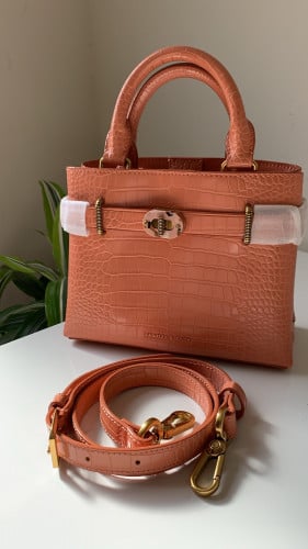 Charles & Kieth شنطة