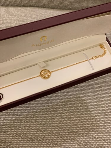 Aigner | اسواره