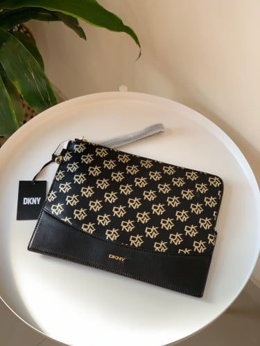 Dkny Pouch