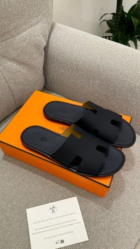 Hermes كحلي غامق