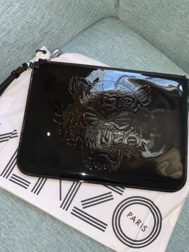 Kenzo Pouch