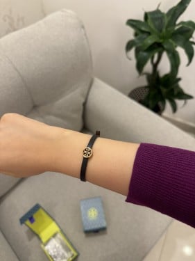 Tory Burch اسواره