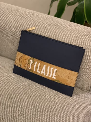 Alviero Martini كحلي