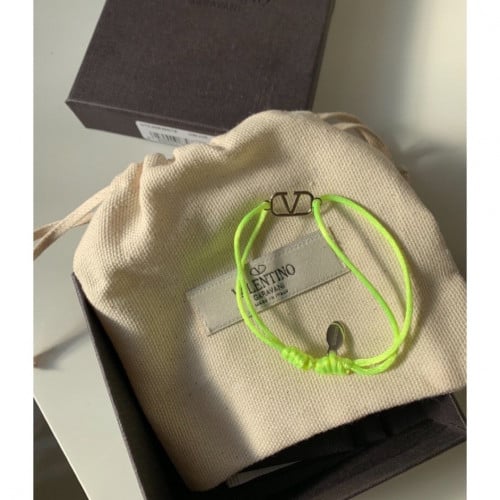 اسوارة Valentino