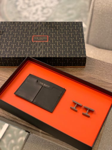 كارد هولدر + كبك Ted Baker