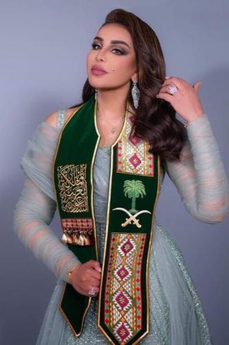 وشاح الفنانه احلام لليوم الوطني السعودي