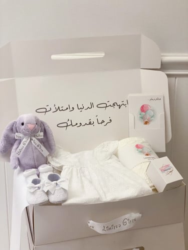 هدية مولودة فستان انيق
