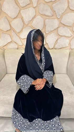 عبايه F9( كحلي )