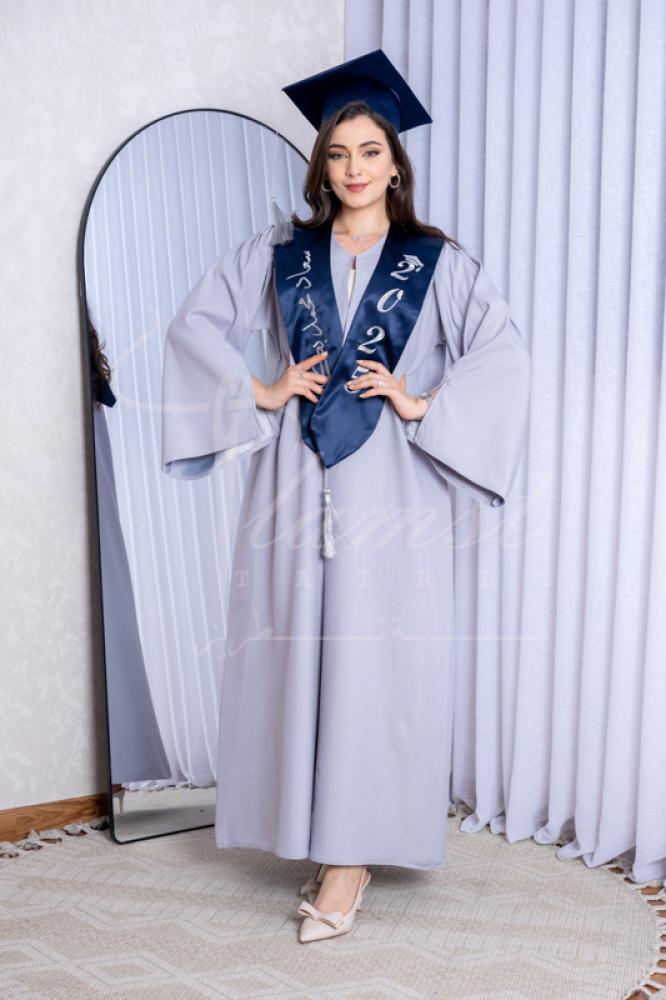 عباية تخرج مع وشاح لمسة تطريز للهدايا