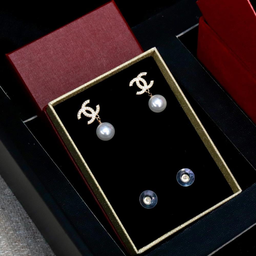 حلق لولو - بوكس هدايا نسائي فاخر