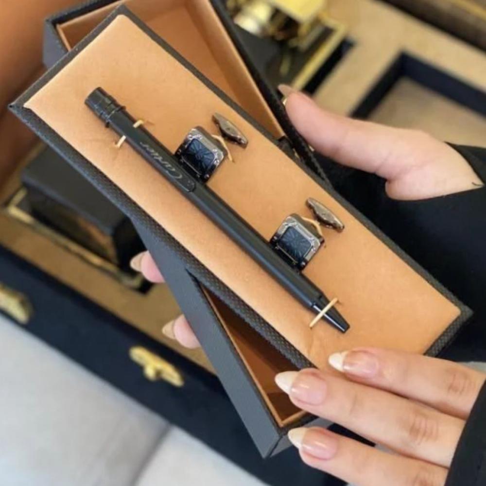 بوكس هدايا رجالي شتوي لمسة تطريز