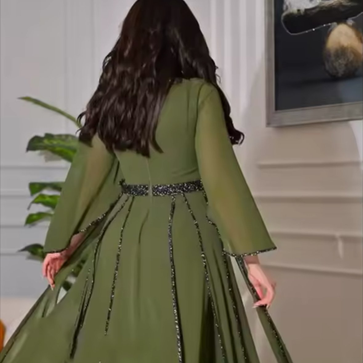 فستان ساتان لامع