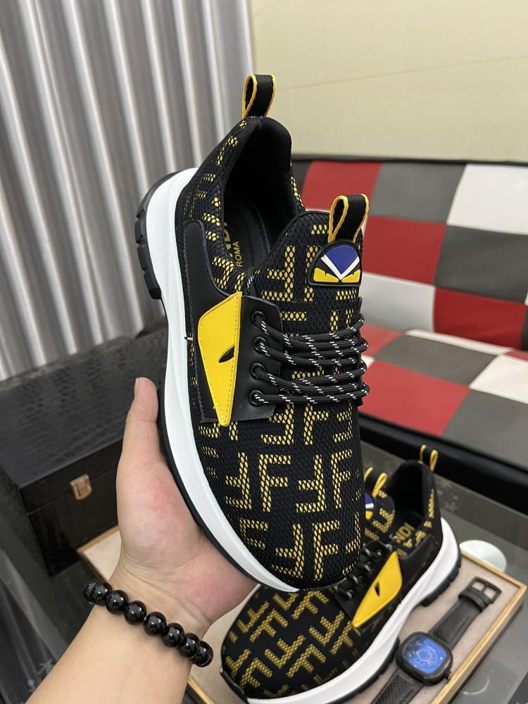 فندي FENDI
