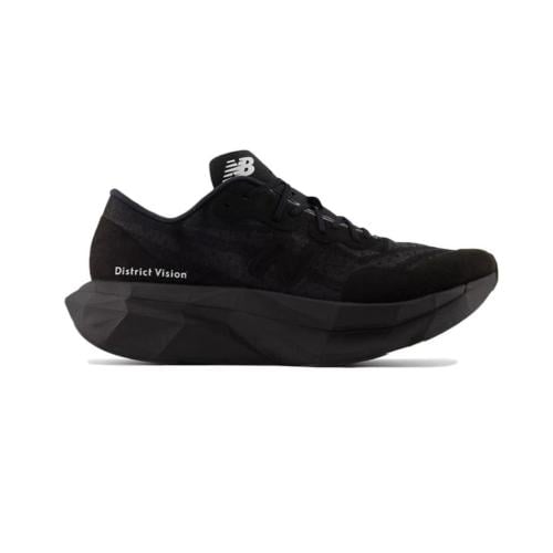 نيو بالانس New Balance FuelCell