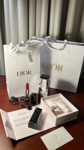 بكج Dior gift