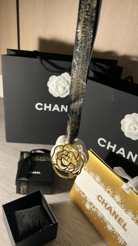 تعليقه حجر عطري chanel