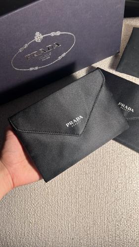 Wallet prada الاصليه