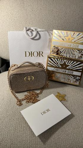 Dior bag الموسميه مع ستراب