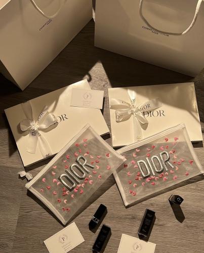 تسليم فوري Gift DiOR