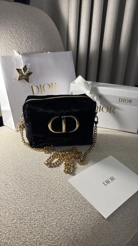 Dior bag  تسليم فوري