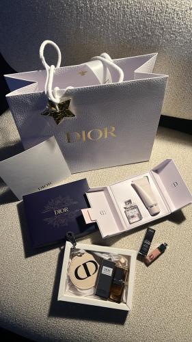 باكج للاهداء DiOR الاصلي