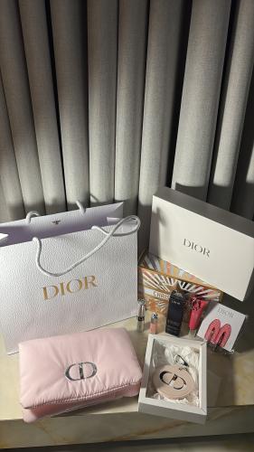 Dior mekup with mekup