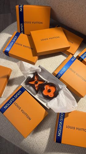 10 حبات مع بعض LV شموع