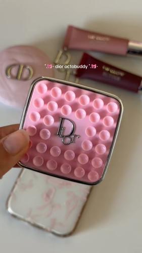 تعليقه جوال من ديور الاصليه موسميه