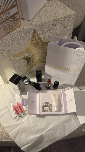 بكج Dior gift