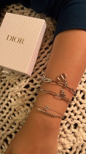 تسليم فوري Hunger phone