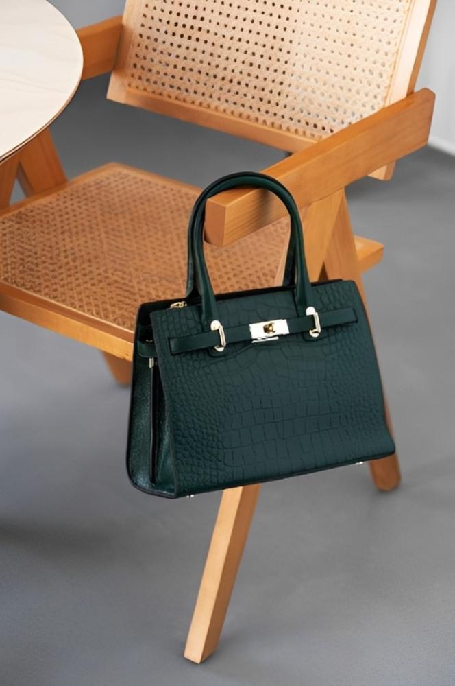 شنط ماركات أصلية بأسعار مخفضة