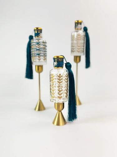 عبوة عطر بترولي