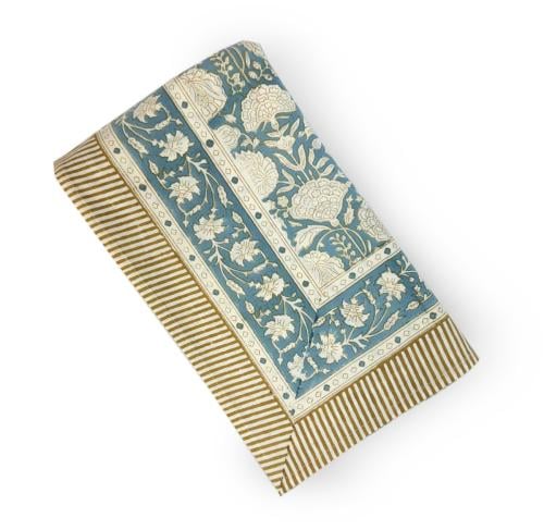 مفرش طاولة - بيج و أرق