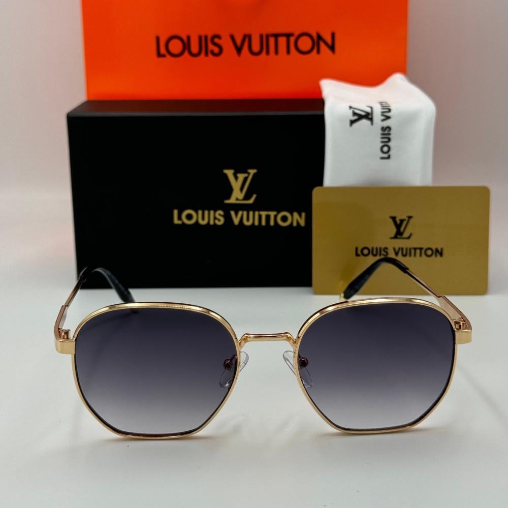 نظارة لويس فيتون ذهبي بعدسة مميزة