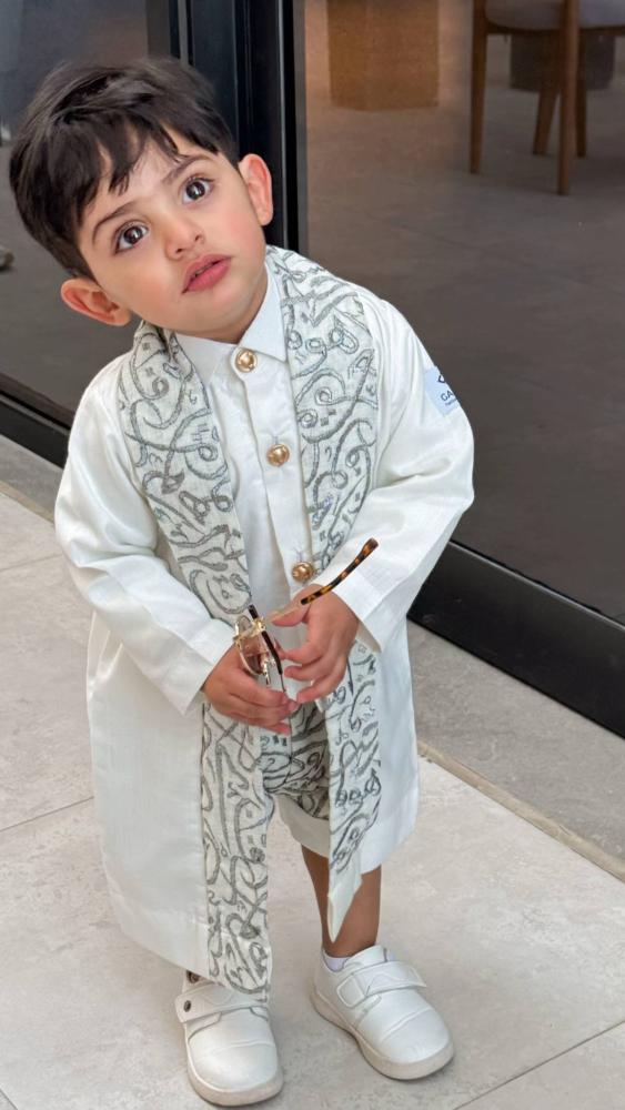 طقم العيد 2025