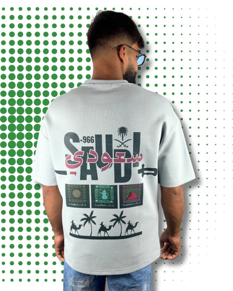 تيشرت اليوم الوطني عزنا في طبعنا