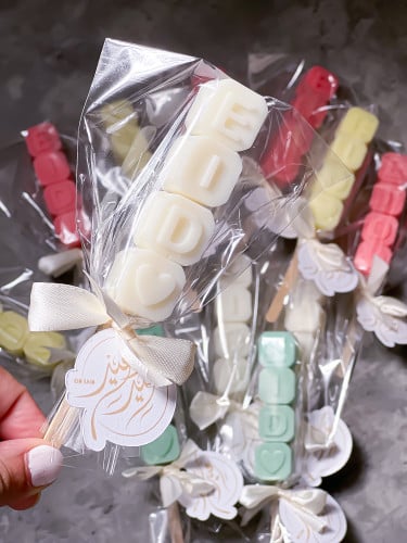 توزيعات شمع فواحة بعباراتكم