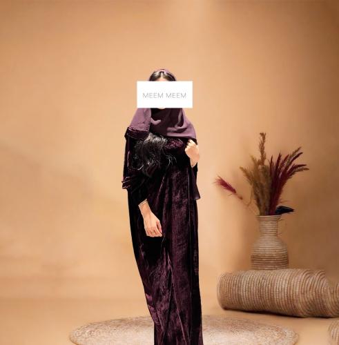 MM7 Winter purple Velvet Abaya