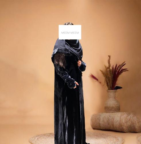 MM18 Winter light blue Velvet Abaya