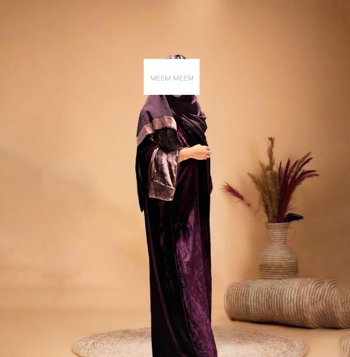 MM17 Winter Purple x Pink Velvet Abaya