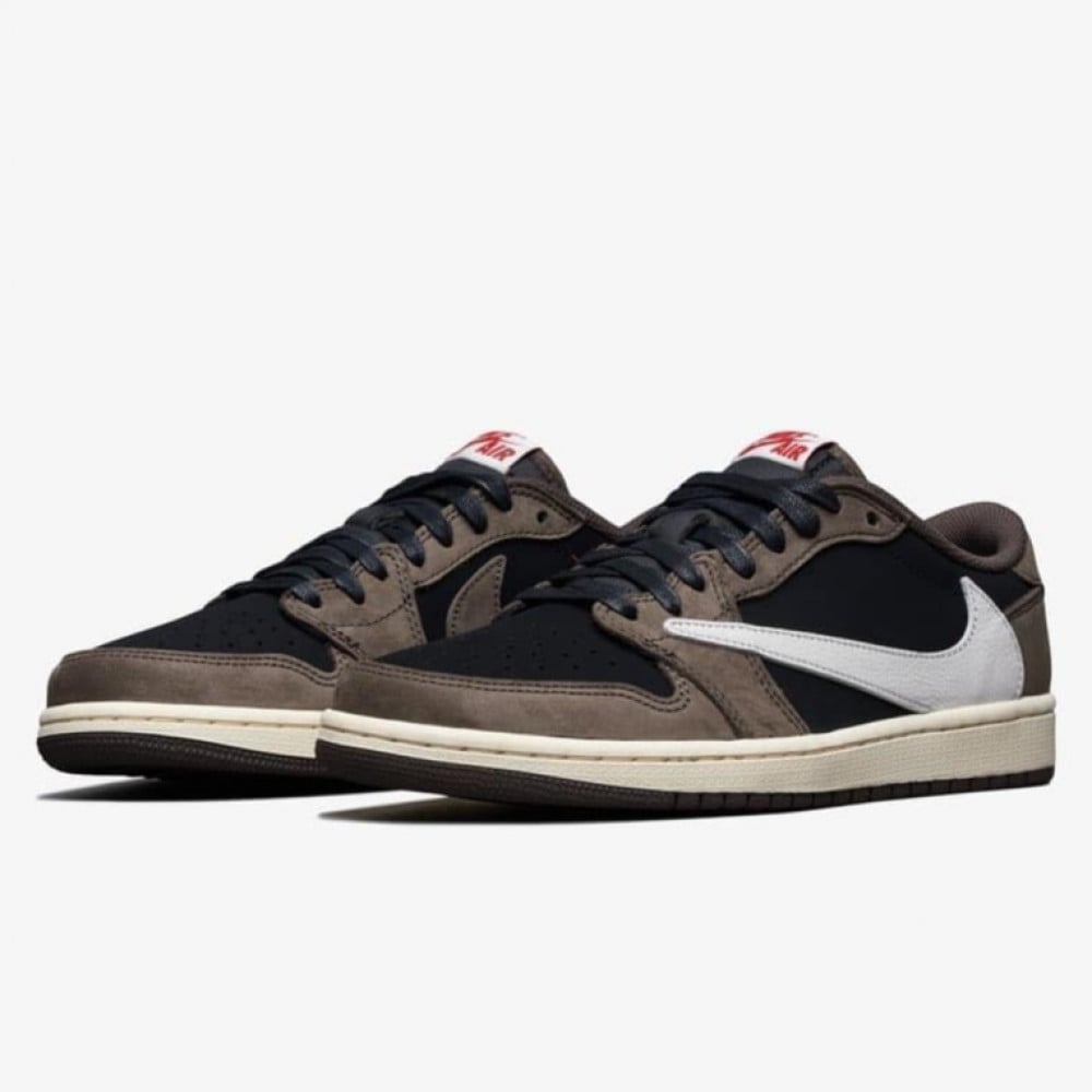Travis Scott x Air Jordan 1 low