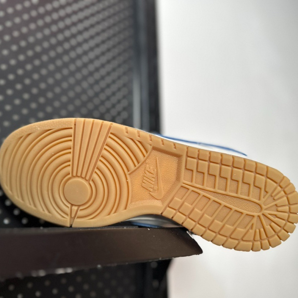 Otomo Katsuhiro x Nike SB Dunk Low "Steamboy OST" SBB